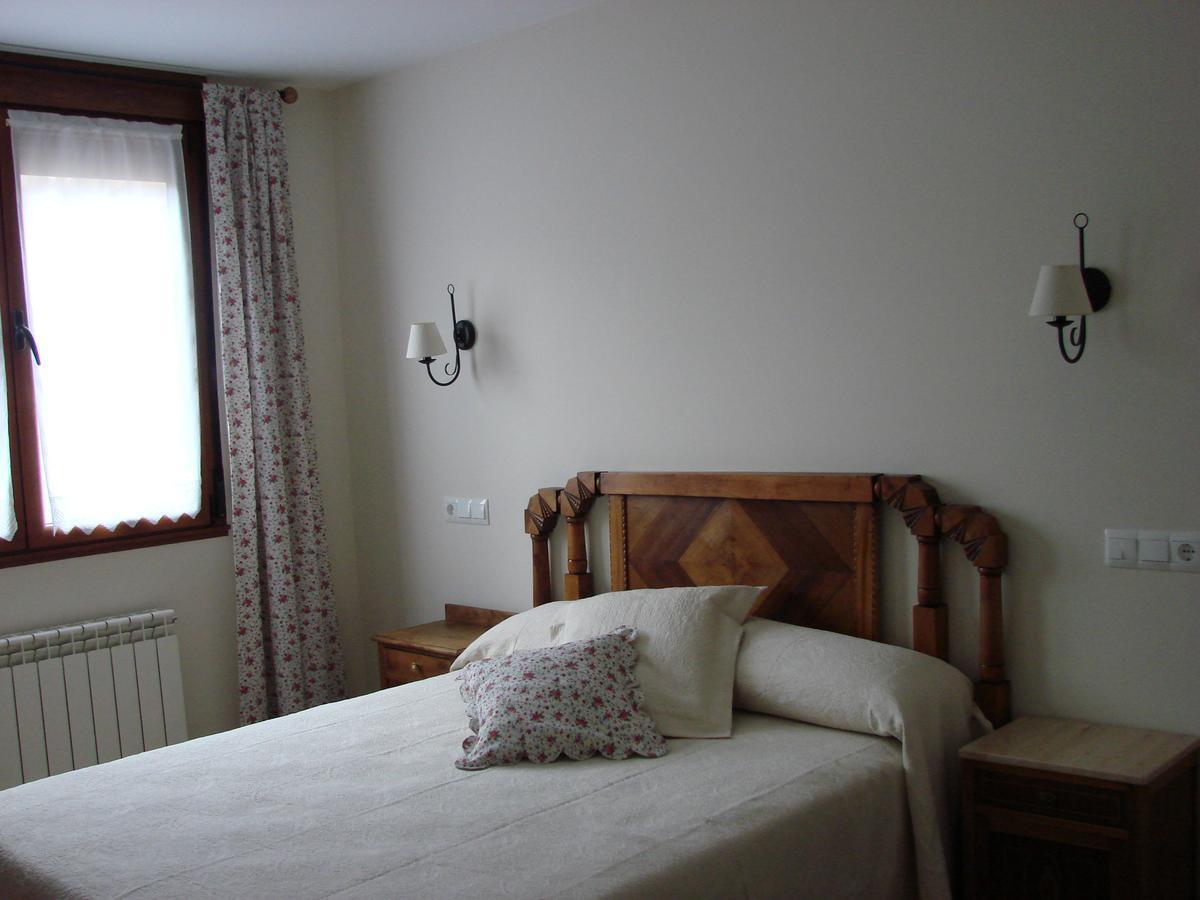Villager de Laciana Hotel Rural La Campanona מראה חיצוני תמונה